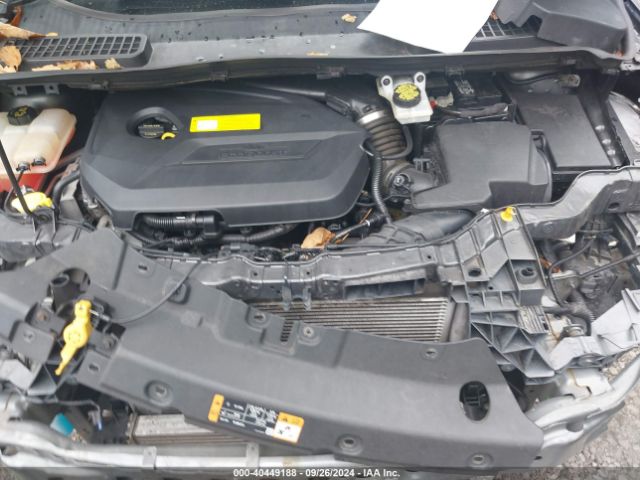 1FMCU9GXXGUA89258 Ford ESCAPE SE