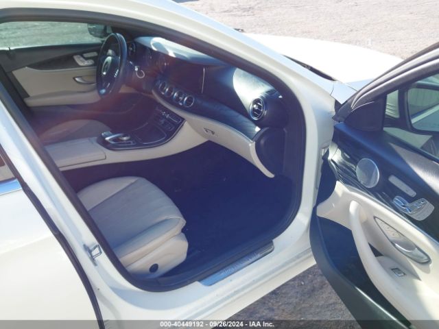 WDDZF4KB9JA314422 Mercedes-Benz E 300 4matic