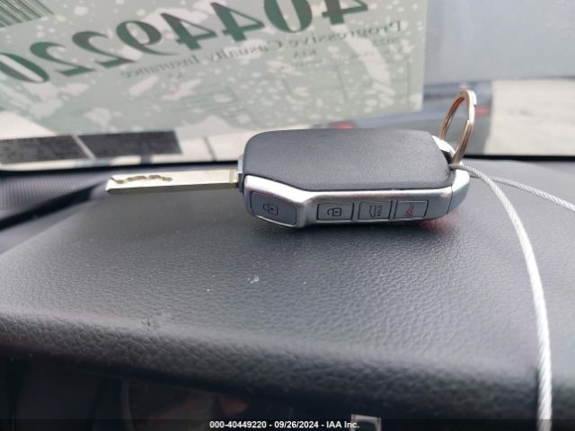 5XXG24J26NG147414 KIA K5 LX