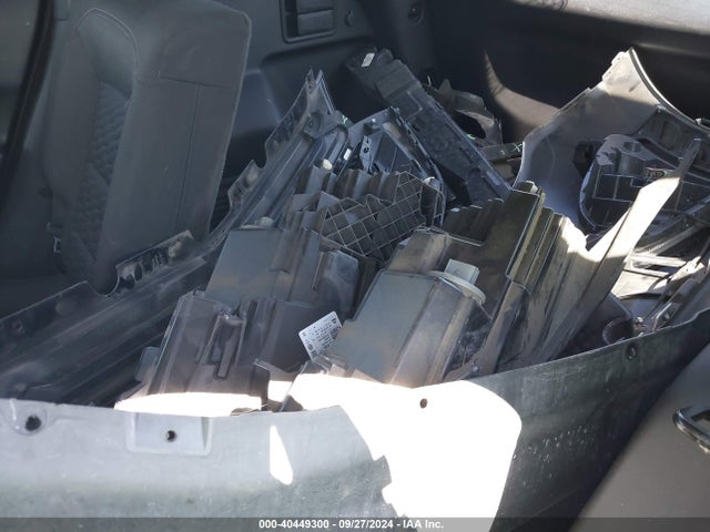 Chevrolet EQUINOX LT 2019 3GNAXKEV5KS566089 Image 12