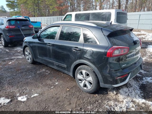 KNDCB3LC1K5292455 KIA NIRO LX