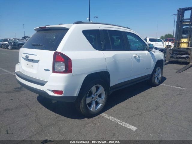 1C4NJDEB6HD121673 Jeep Compass Latitude 4x4