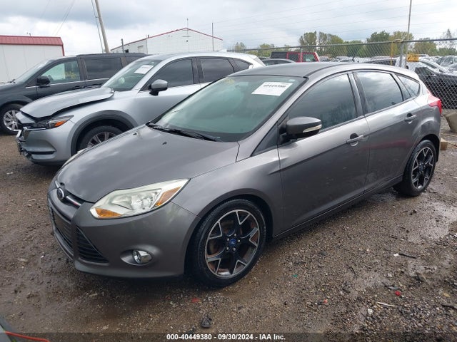 Ford FOCUS SE 2014 1FADP3K22EL213122 Image 2
