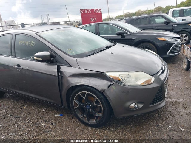 Ford FOCUS SE 2014 1FADP3K22EL213122 Image 6
