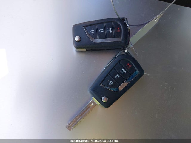 Toyota CAMRY LE 2018 4T1B11HK9JU601348 Image 11