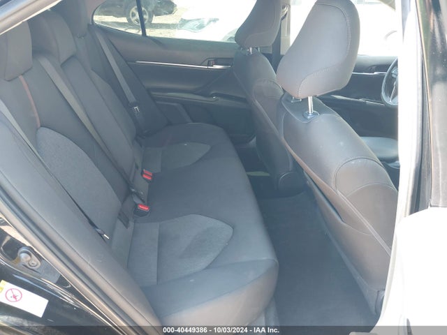 Toyota CAMRY LE 2018 4T1B11HK9JU601348 Image 8