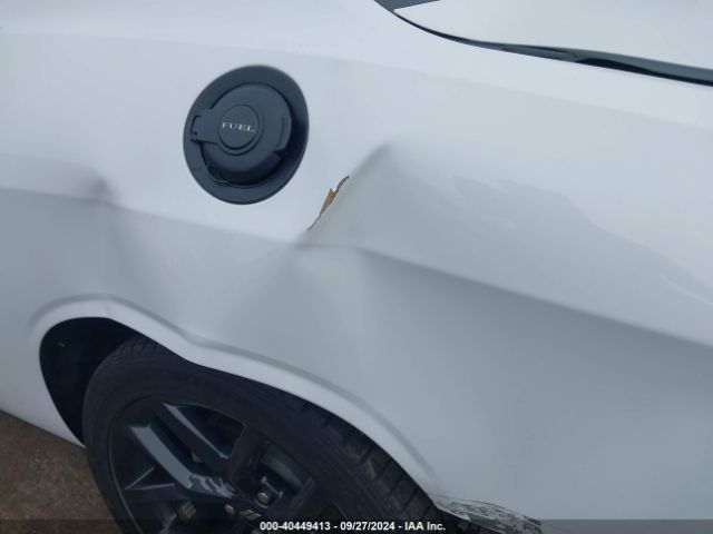 2C3CDZJGXPH570860 Dodge Challenger Gt