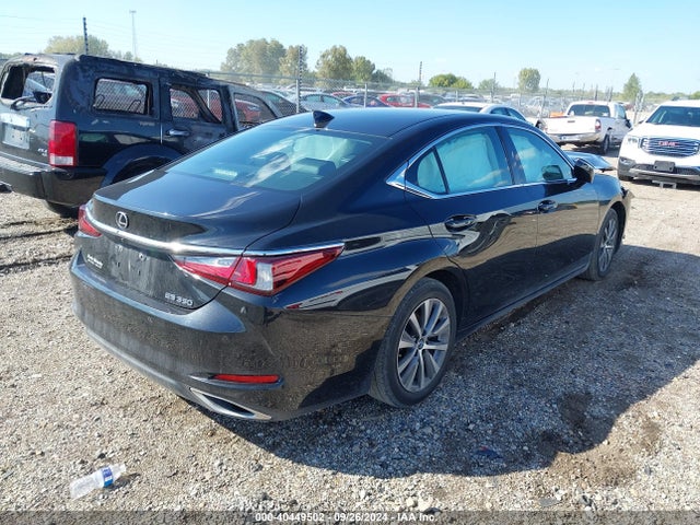 58ABZ1B16KU024524 Lexus Es 350 Signature