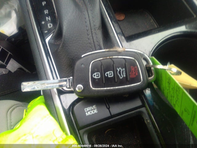 5NPE24AF7KH754982 Hyundai SONATA SE