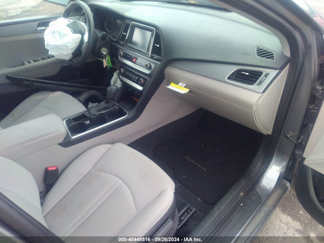 5NPE24AF7KH754982 Hyundai SONATA SE