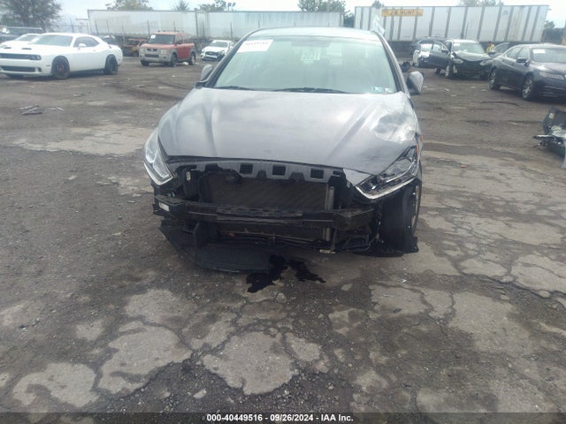 5NPE24AF7KH754982 Hyundai SONATA SE