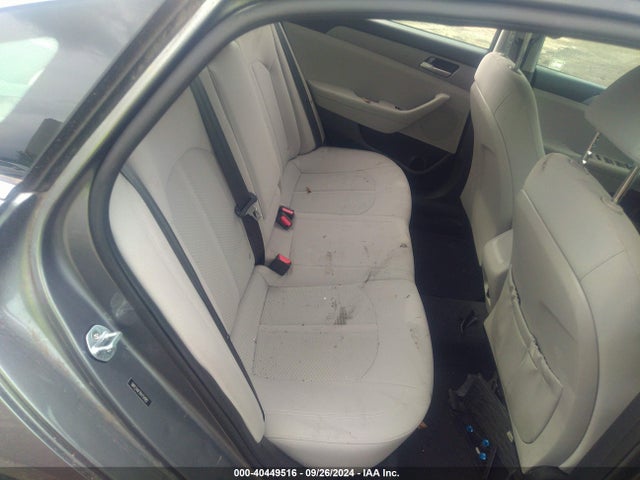 5NPE24AF7KH754982 Hyundai SONATA SE