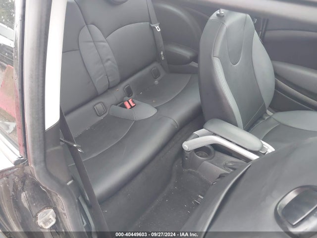 2010 MINI COOPER WMWMF3C53ATZ66705 Photo 7