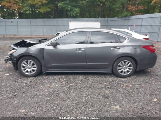 Nissan Altima 2.5 S 2017 1N4AL3AP7HC137042 Image 15