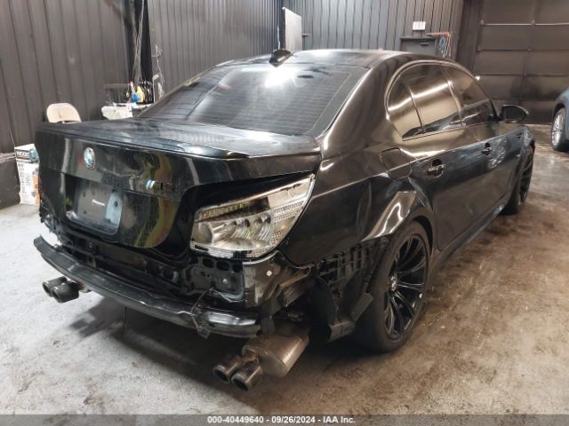 2007 BMW M5 WBSNB93557CX07057 Photo 3