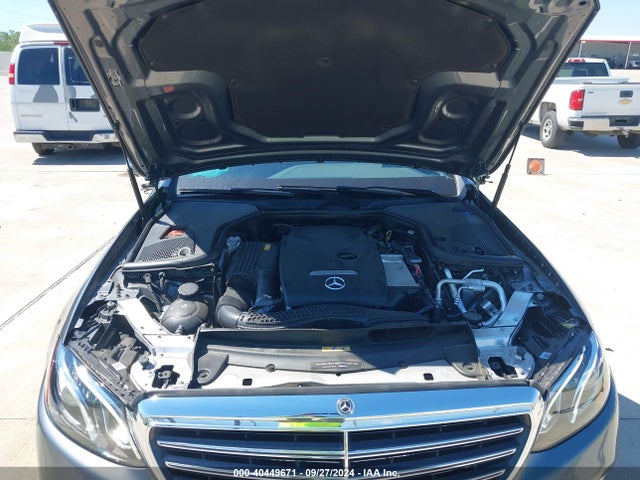 WDDZF4JB1KA488181 Mercedes-Benz E 300