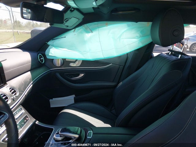 WDDZF4JB1KA488181 Mercedes-Benz E 300