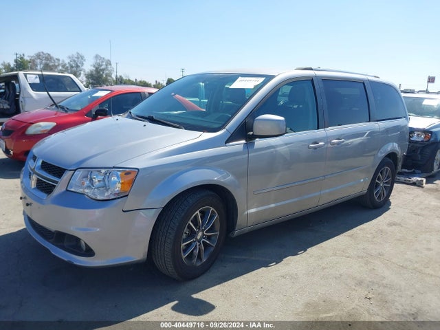 Dodge Grand Caravan Sxt 2017 2C4RDGCG8HR685752 Image 2