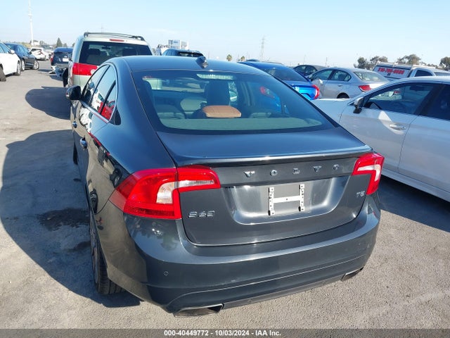 Volvo S60 T5 Premier 2015 YV126MFK1F2366404 Image 16