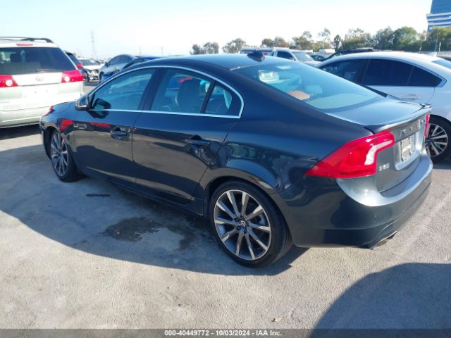 2015 VOLVO S60 YV126MFK1F2366404 Photo 2