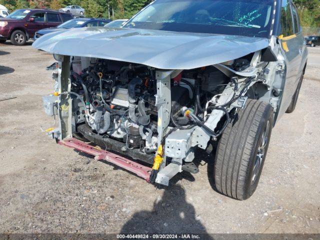 5TDKDRBH4RS531832 Toyota Highlander Xle