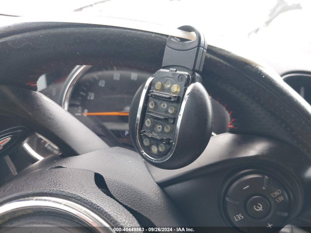 2017 MINI COUNTRYMAN WMZYT3C37H3B66207 Photo 10