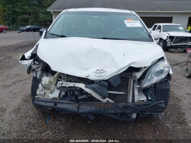 5TDKK3DC1ES485682 Toyota Sienna Le V6 8 Passenger