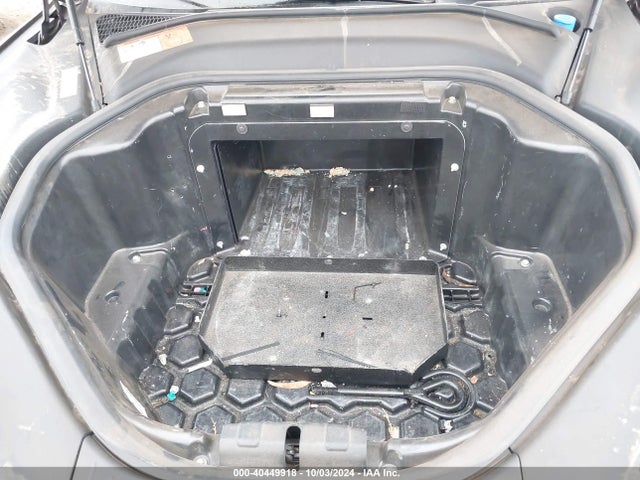 2014 TESLA MODEL S 5YJSA1H17EFP52666 Photo 9