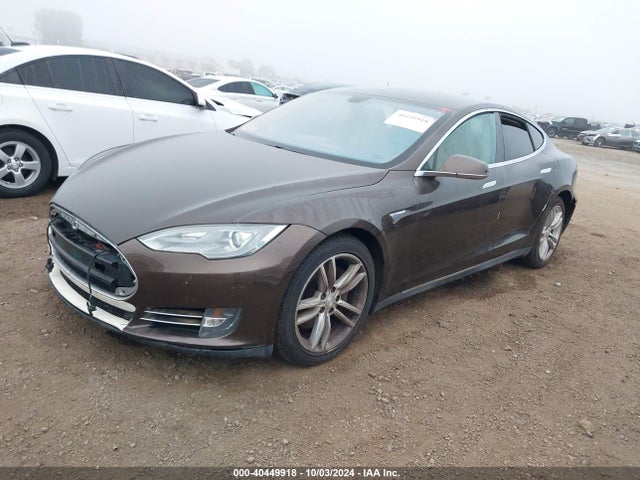 2014 TESLA MODEL S 5YJSA1H17EFP52666 Photo 1