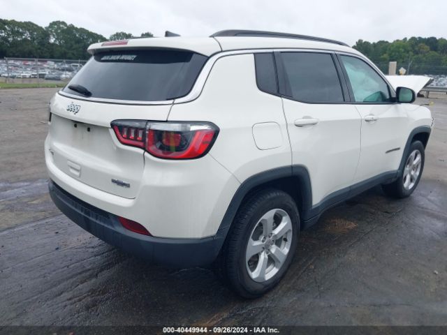 3C4NJDBB8KT601882 Jeep Compass Latitude 4x4