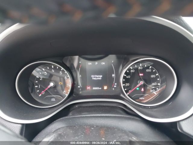 3C4NJDBB8KT601882 Jeep Compass Latitude 4x4
