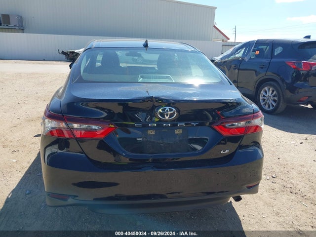 Toyota CAMRY LE 2022 4T1C11AK8NU645975 Image 16