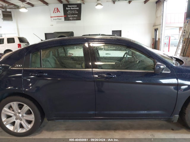 Chrysler 200 Touring 2014 1C3CCBBB4EN137519 Image 13