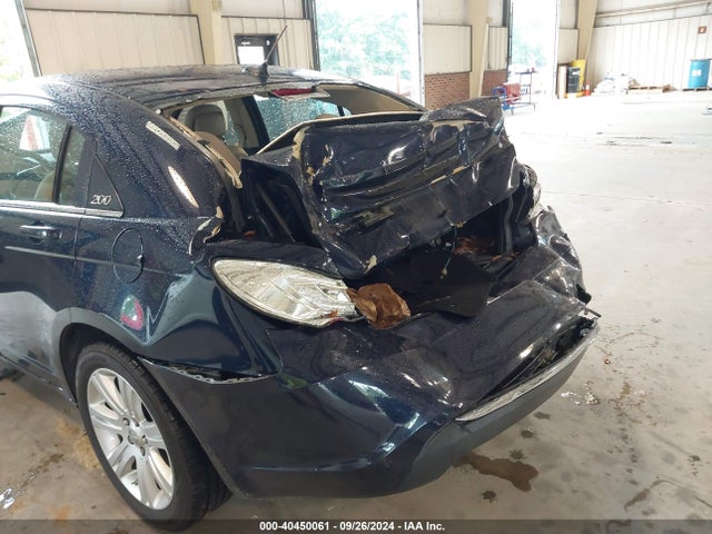 1C3CCBBB4EN137519 Chrysler 200 Touring