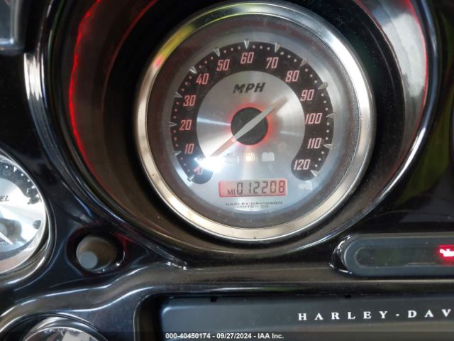 2006 HARLEY-DAVIDSON FLHTCUSE 1HD1PRE326Y952644 Photo 6