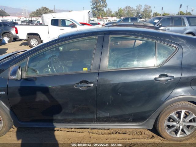 JTDKDTB33J1606376 Toyota Prius C Four
