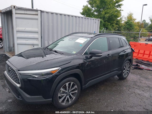 Toyota Corolla Cross Xle 2023 7MUDAABG6PV077046 Image 2