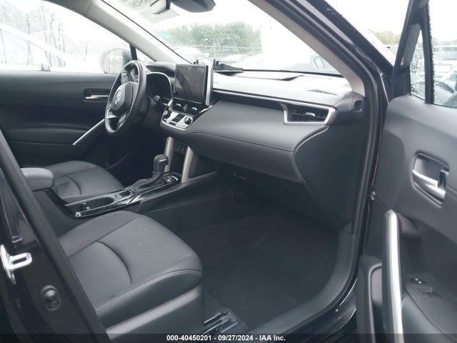 Toyota Corolla Cross Xle 2023 7MUDAABG6PV077046 Image 5