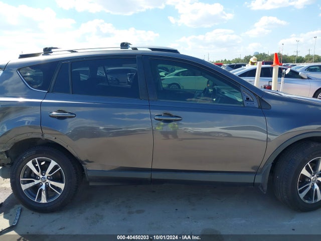 Toyota Rav4 Xle 2017 JTMWFREV7HJ117260 Image 14