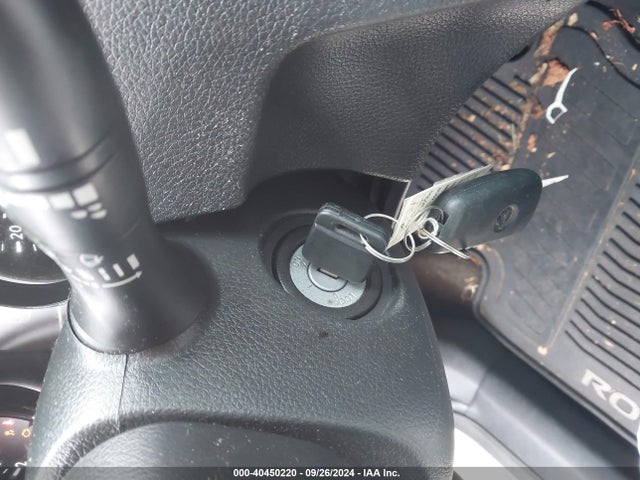 Nissan ROGUE S 2017 JN8AT2MT7HW388806 Image 11