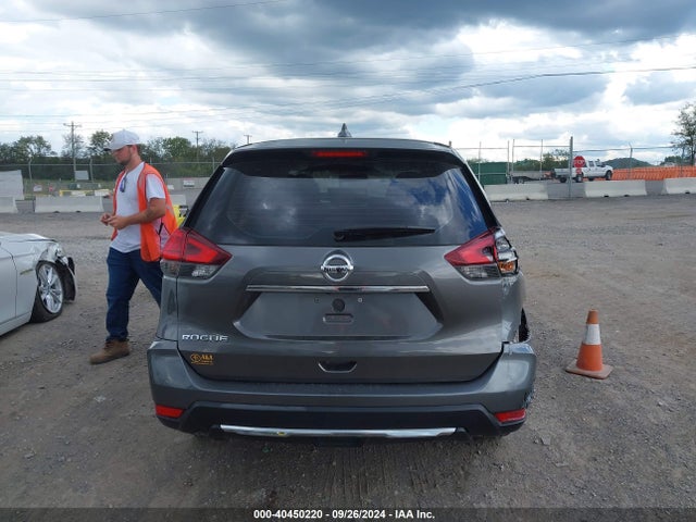 Nissan ROGUE S 2017 JN8AT2MT7HW388806 Image 16