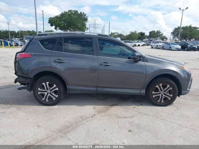 Toyota RAV4 LE 2018 2T3ZFREV5JW451999 Image 14