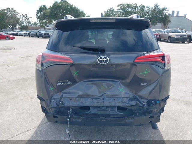 Toyota RAV4 LE 2018 2T3ZFREV5JW451999 Image 17