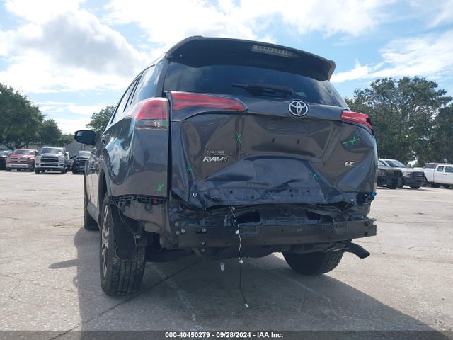 Toyota RAV4 LE 2018 2T3ZFREV5JW451999 Image 20