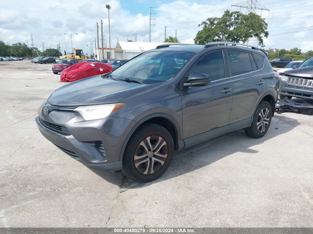 Toyota RAV4 LE 2018 2T3ZFREV5JW451999 Image 2