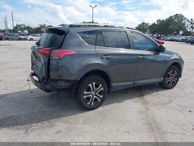 Toyota RAV4 LE 2018 2T3ZFREV5JW451999 Image 4
