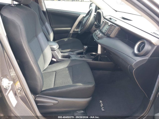 Toyota RAV4 LE 2018 2T3ZFREV5JW451999 Image 5