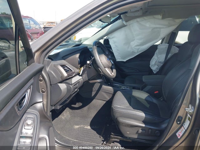 JF2SKASCXKH401576 Subaru Forester Limited