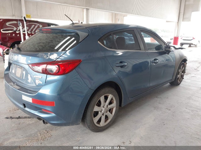 3MZBN1L70HM142704 Mazda Mazda3 Touring