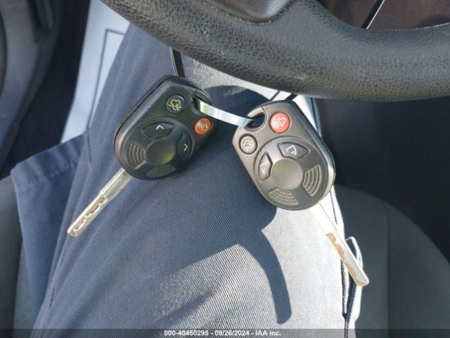 1FADP3F28GL284063 Ford FOCUS SE
